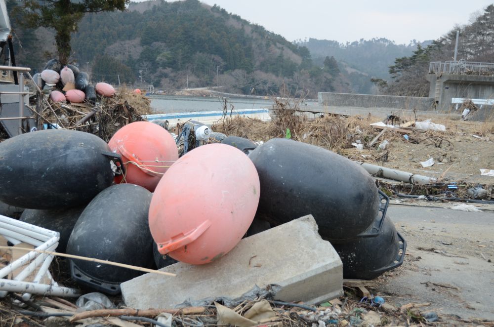 50-Plaaslike-visserye-se-toekoms-le-aan-skerwe-op-droee-grond